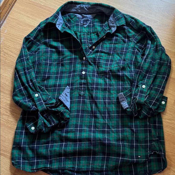 Tommy Hilfiger Tops - Tommy Hilfiger Green Plaid 3/4 Button Down Shirt SZ MEDIUM